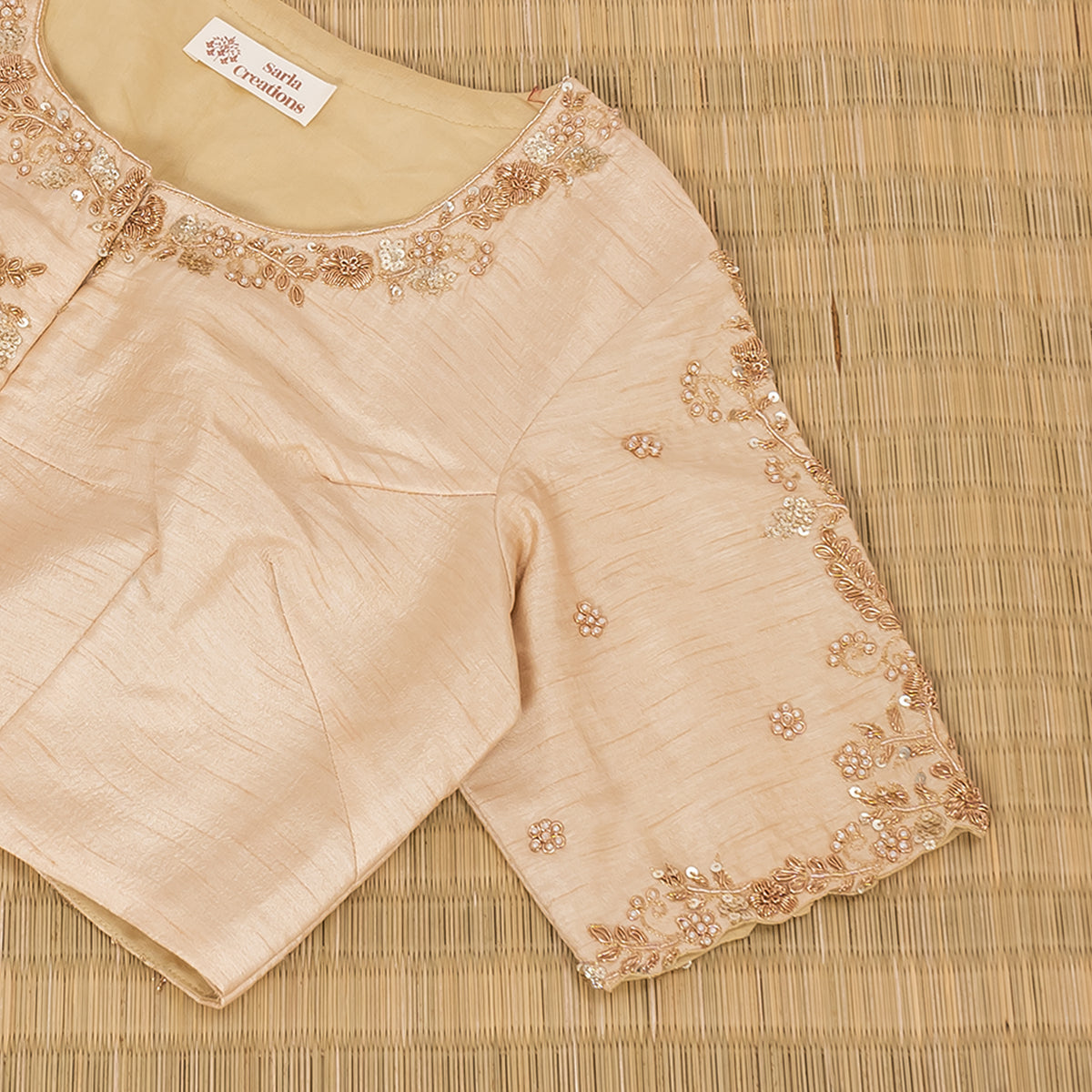 Banno Blouse