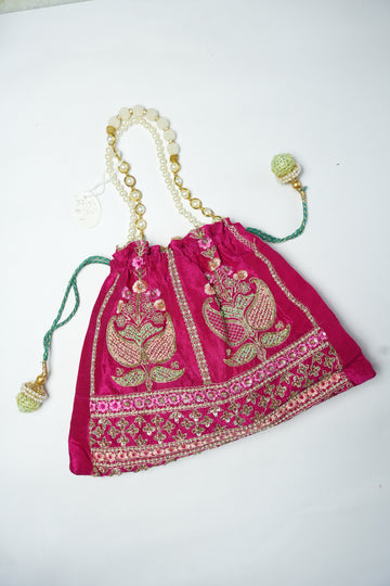 Rangrezza Potli