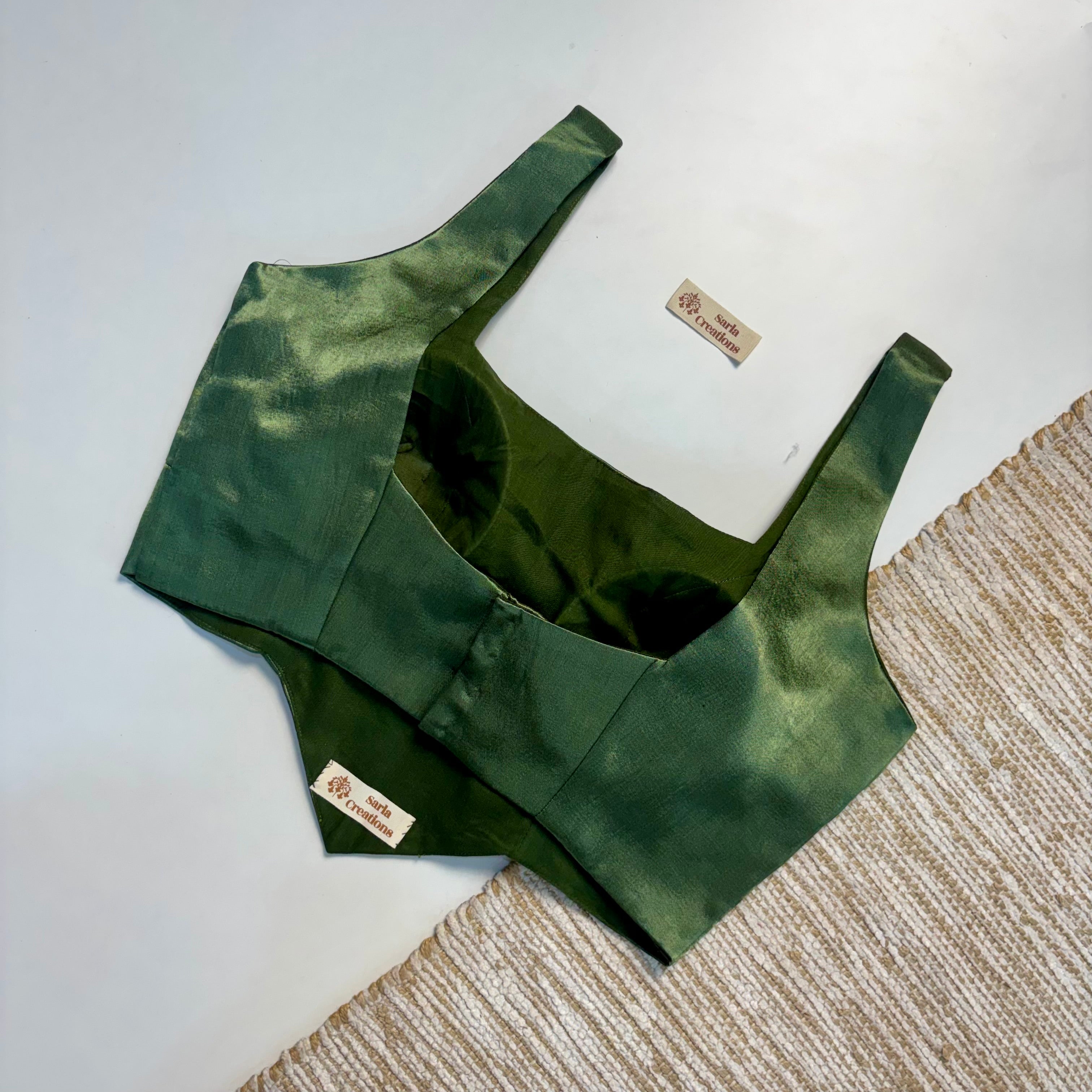 Rag Sleeveless Blouse